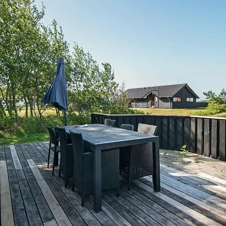 度假居 Three-bedroom In 16